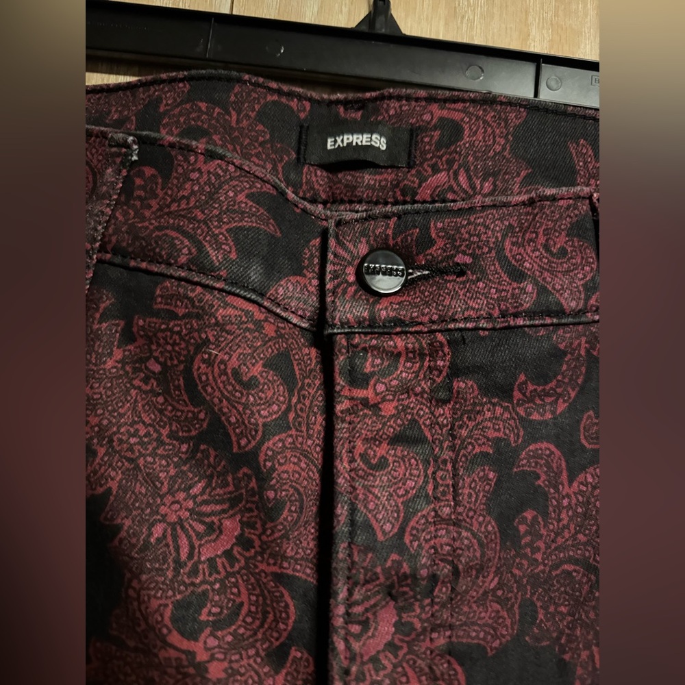 Express 14S Baroque Print Mid rise Skinny Pants